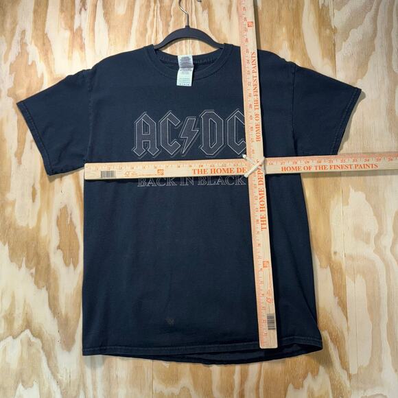 Vintage Y2K AC/DC back in black 2000s tour concert t-shirt - Picture 4 of 4